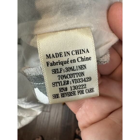 Very J Dress Linen Blend Leopard Print Gray White Size Large Flutter Sleeve - Picture 10 of 10